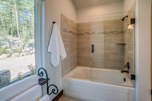Bathroom Tub Installation in Green Valley